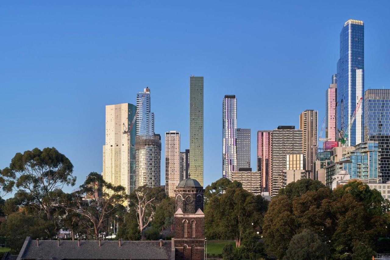 Отель Courtyard By Marriott Melbourne Flagstaff Gardens Экстерьер фото